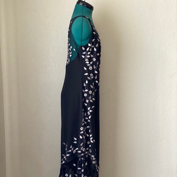 SOLDBlack Vintage Lace Mesh Floral Gown XL - Picture 2 of 8